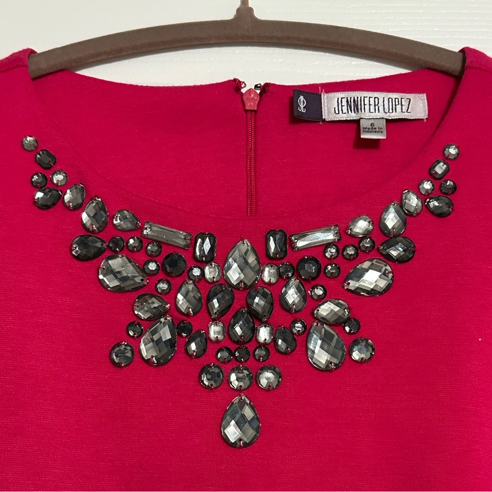 Jennifer Lopez Embellished Magenta dress
Size 6